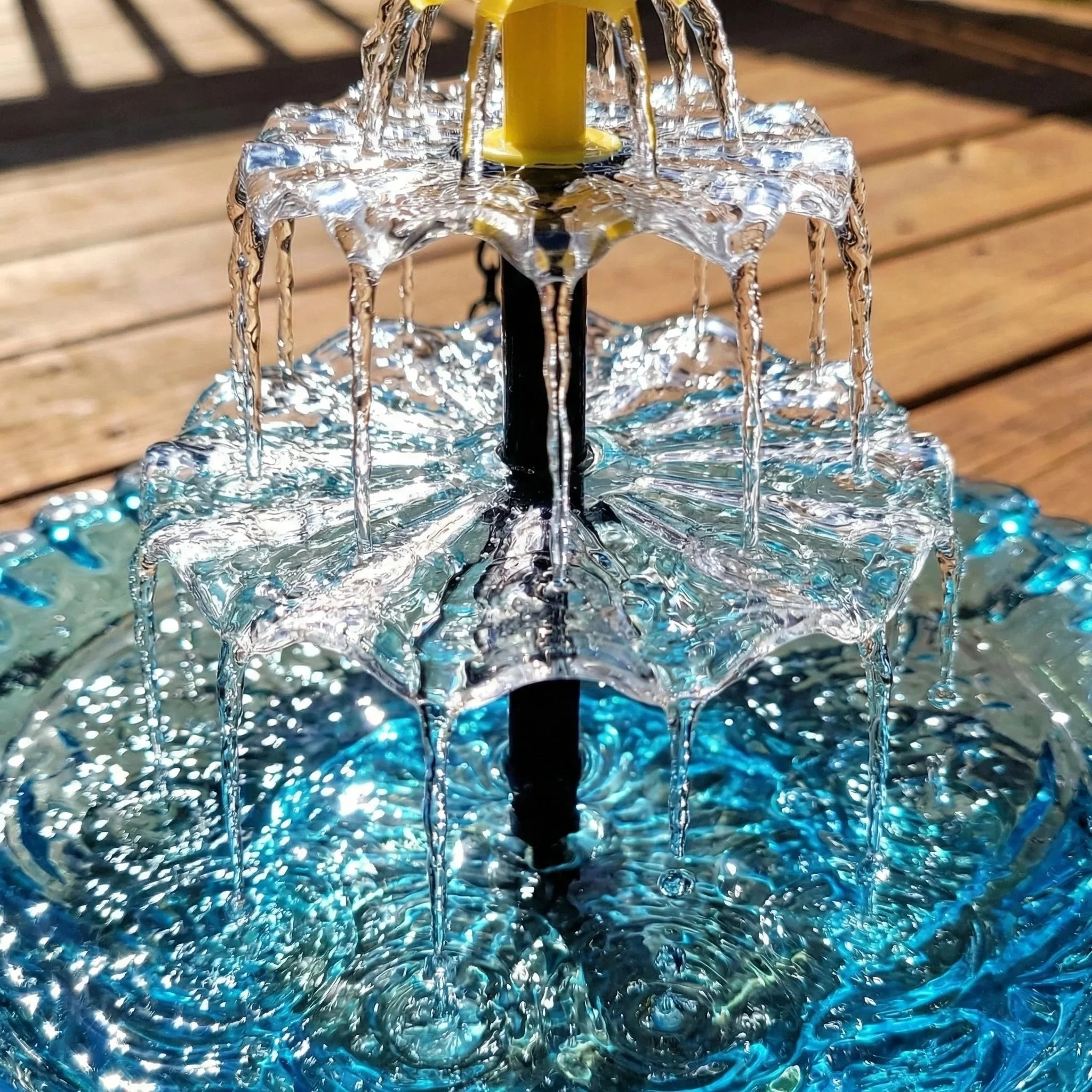🔥🔥49% Off--Solar Cascade Hanging Bird Bath Fountain🎁Buy 2 Free Shipping - Image 11