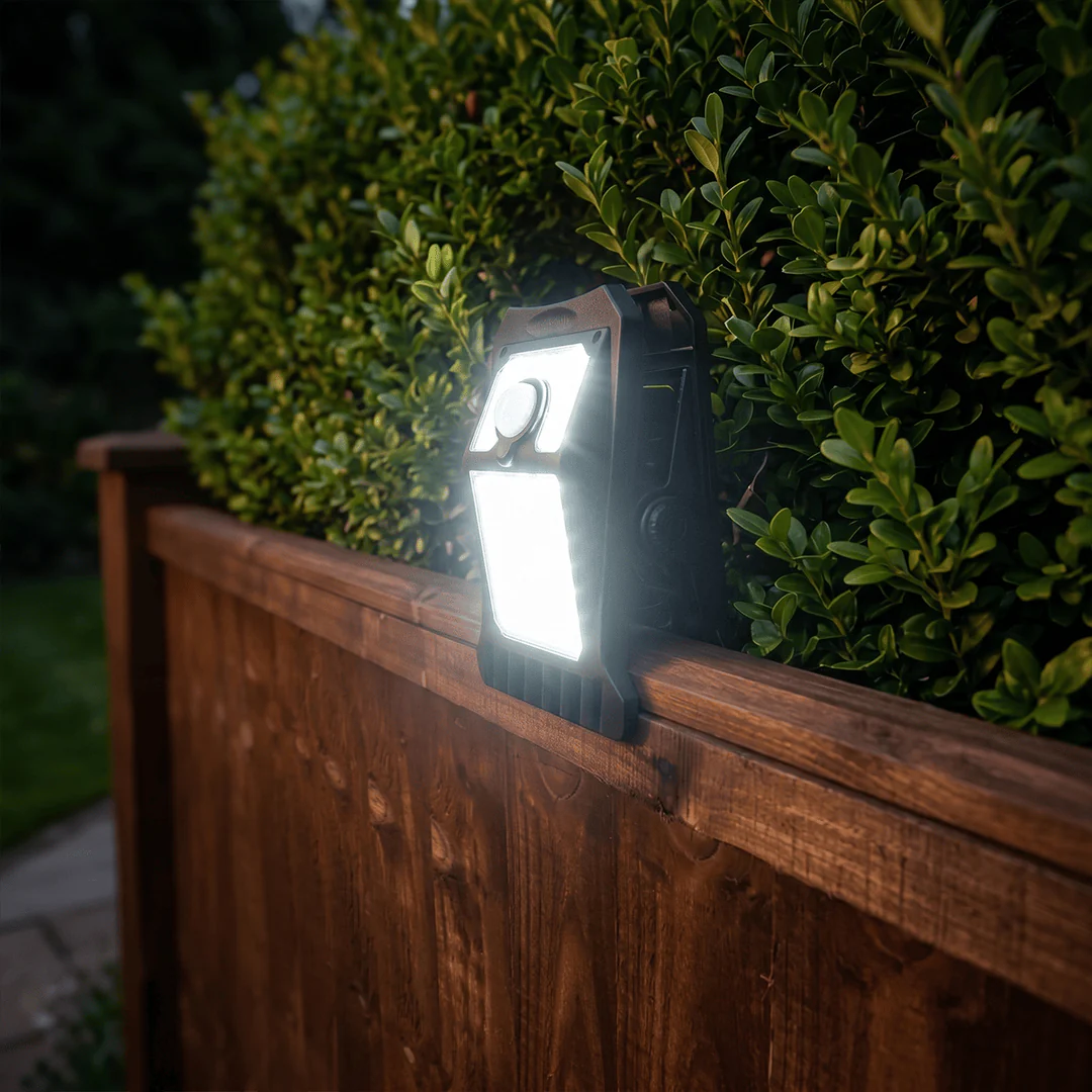 Solar Clip On Motion Sensor Light - Image 3